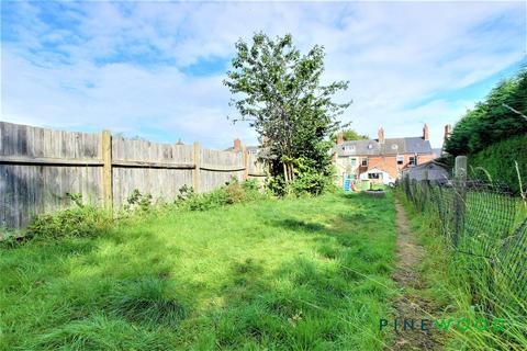 3 bedroom terraced house for sale, Ringer Lane, Chesterfield S43