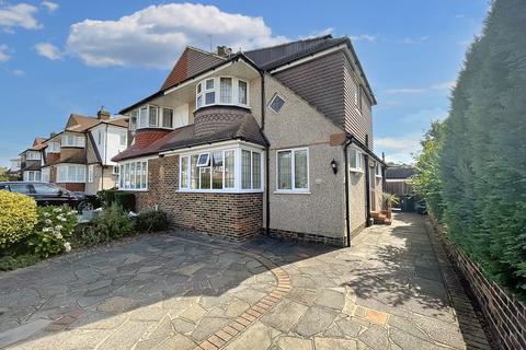 3 bedroom semi-detached house for sale - Greenwood Close, Orpington BR5