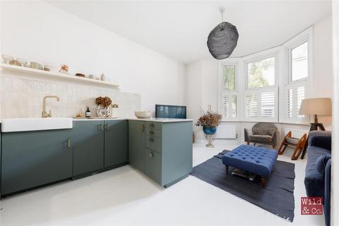 Flat 2, 66 Reighton Road, London, E5 8SG