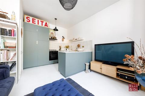 Flat 2, 66 Reighton Road, London, E5 8SG