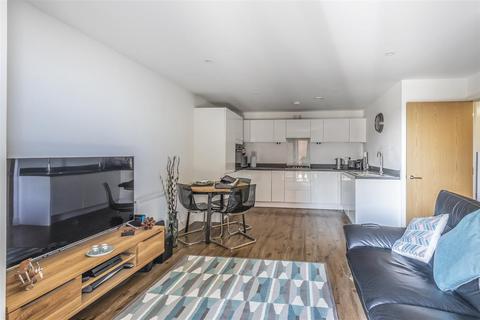 2 bedroom apartment for sale, Ewell Road, Surbiton
