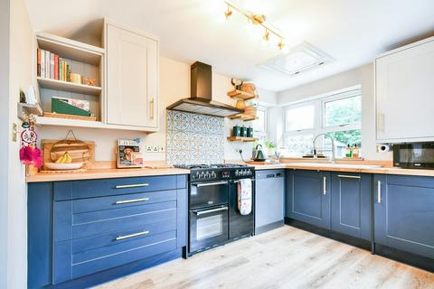3 bedroom detached house for sale - Gillingwood Road, York, YO30