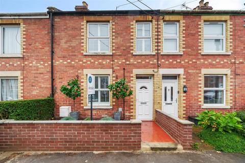 3 bedroom terraced house for sale - Ashfield Road, Chippenham