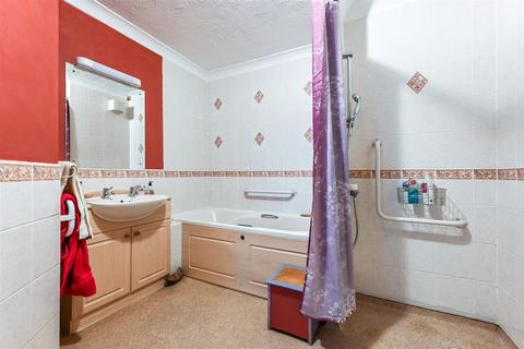 1 bedroom apartment for sale - Stockbridge Road, Chichester