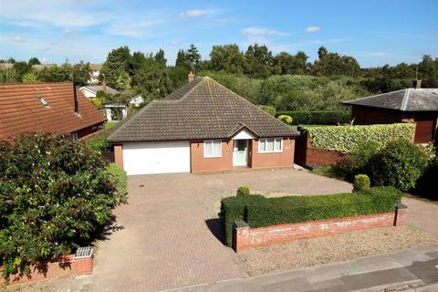 3 bedroom detached bungalow for sale - Bucklesham Road, Ipswich IP3
