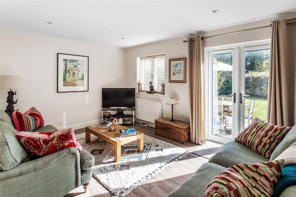 House. Partnership Farnham