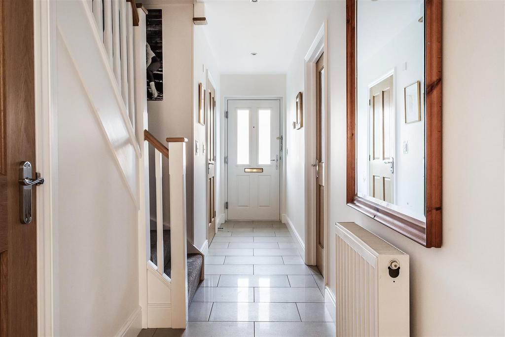 House. Partnership Farnham