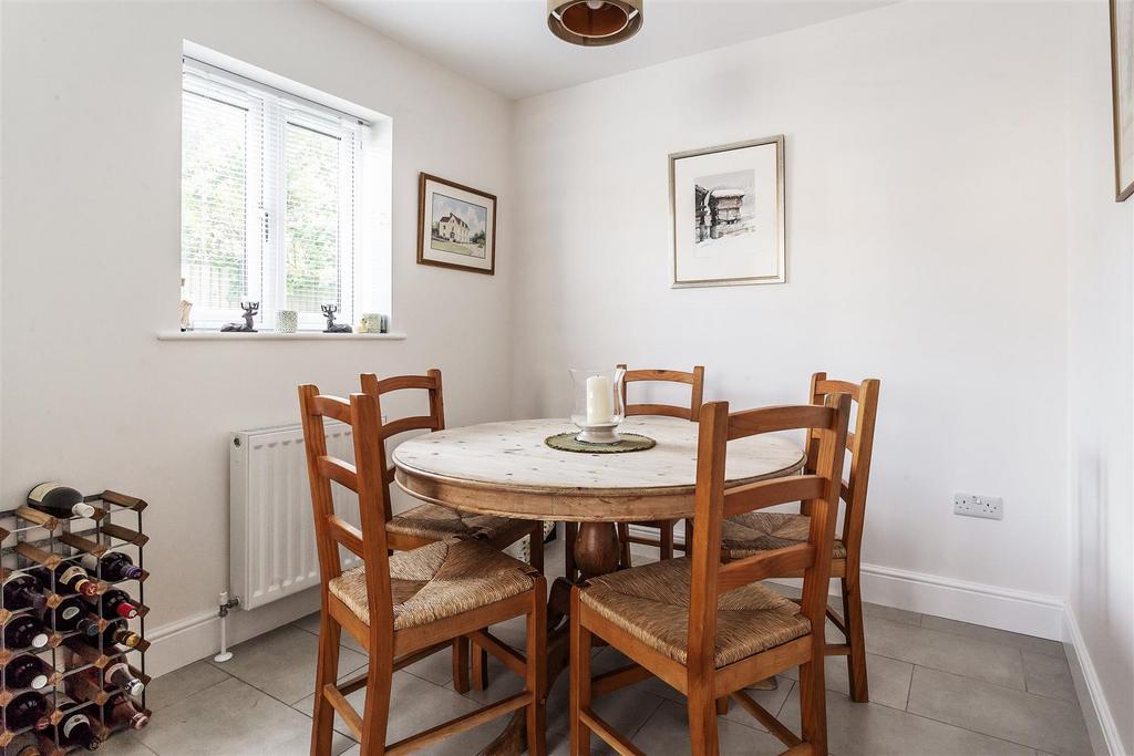 House. Partnership Farnham