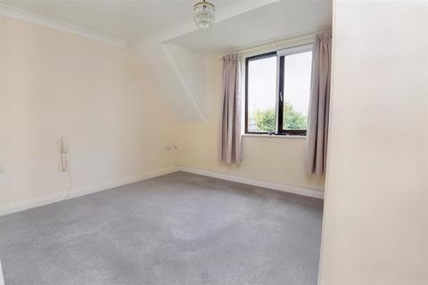 2 bedroom retirement property for sale - Barnaby Mead, Gillingham
