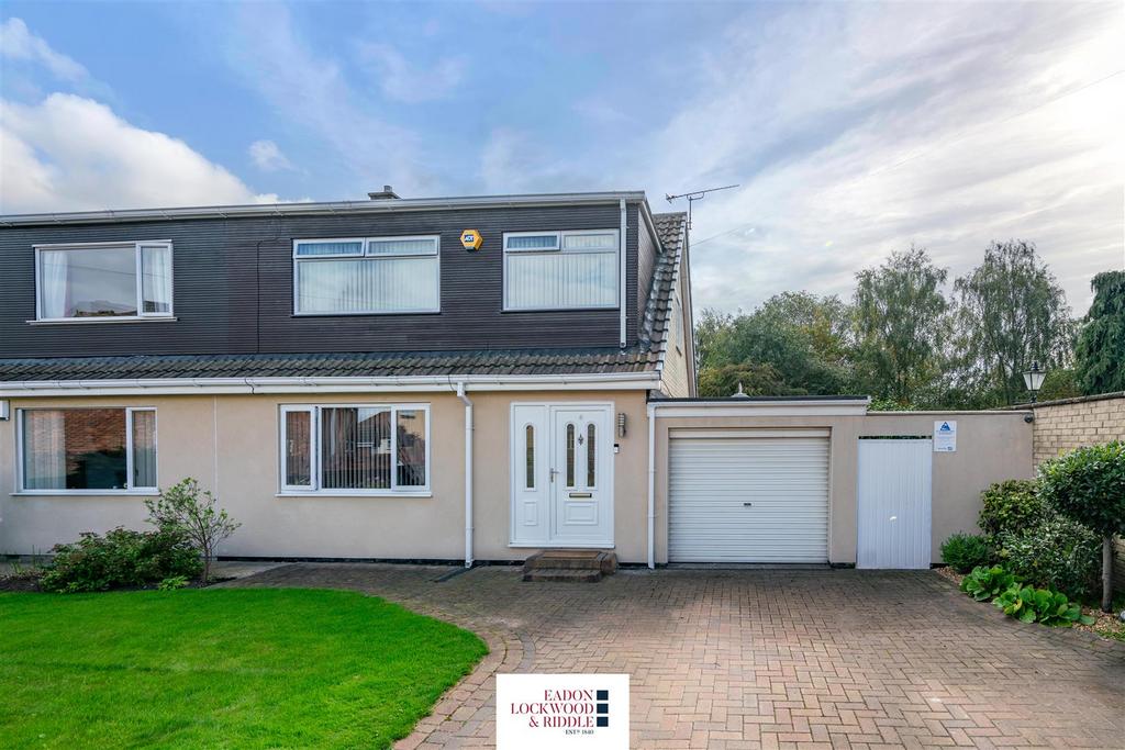 Ridgway Close, Hellaby, Rotherham 3 bed semidetached house for sale