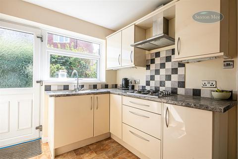 33a Carr Road, Deepcar, Sheffield, S36 2PQ