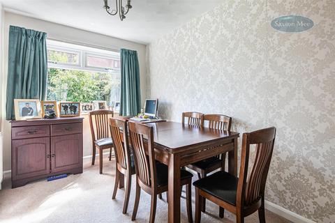 33a Carr Road, Deepcar, Sheffield, S36 2PQ