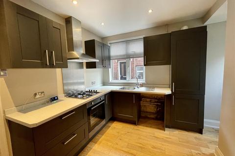 2 bedroom flat to rent - Guelder Road, High Heaton, NE7