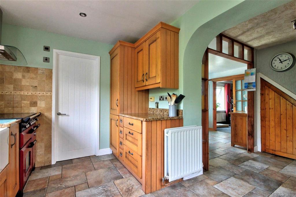 Kitchen..jpg