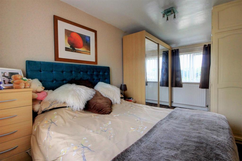 Master bedroom.jpg