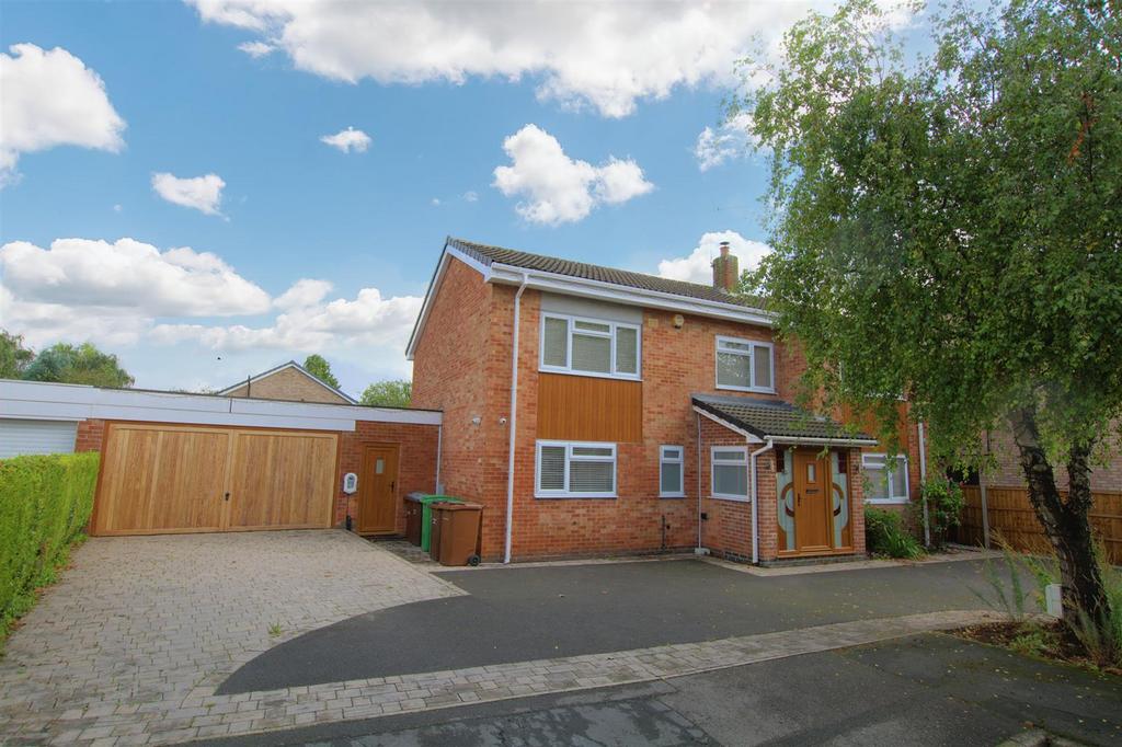Eskdale Drive, Nottingham 4 bed detached house for sale £600,000
