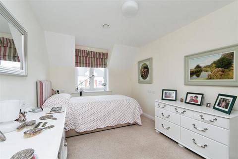 2 bedroom apartment for sale - Cwrt Gloddaeth, Gloddaeth Street, Llandudno, LL30 2DP
