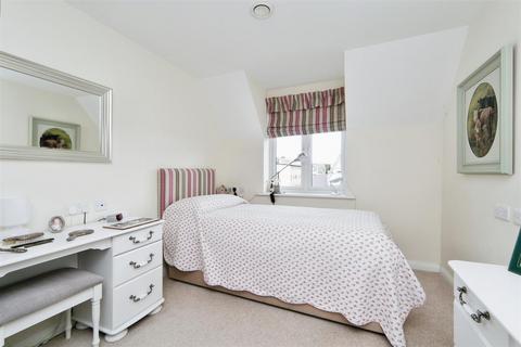 2 bedroom apartment for sale, Cwrt Gloddaeth, Gloddaeth Street, Llandudno, LL30 2DP