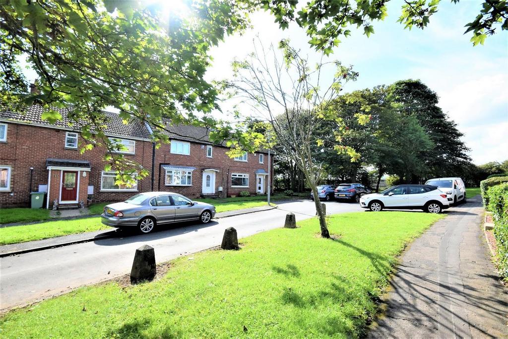 Neville Road, Peterlee, County Durham, SR8 2AG 3 bed terraced house for