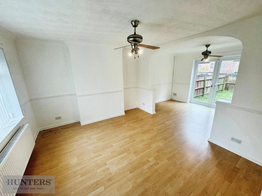 Lounge / Dining Room