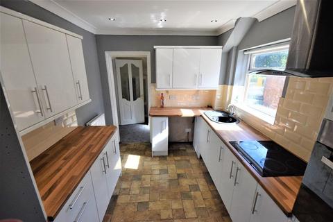 3 bedroom semi-detached house for sale - Gilbert Road, Peterlee, County Durham, SR8 2AN