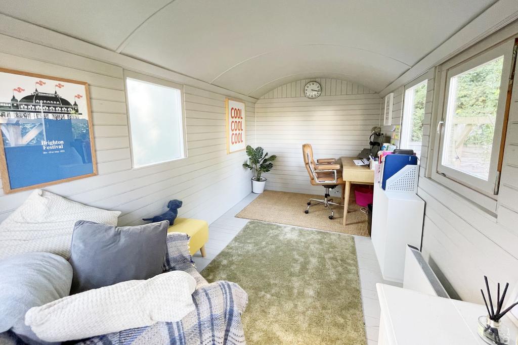 Shepherd Hut internal