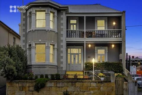 6 bedroom house, 10 Molle Street, Hobart, TAS 7000