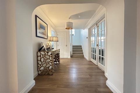 5 bedroom detached house to rent, North Waltham, Nr Basingstoke, Hampshire