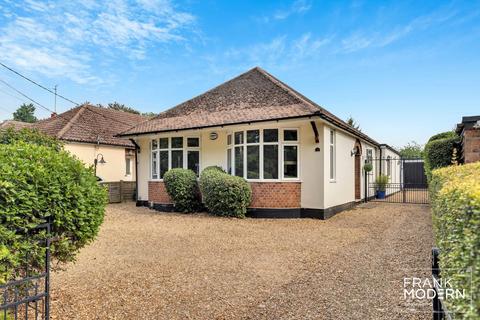 8 Foxcovert Road, Werrington, Peterborough, PE4 6RF