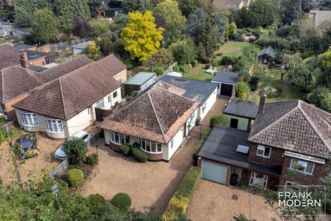 8 Foxcovert Road, Werrington, Peterborough, PE4 6RF