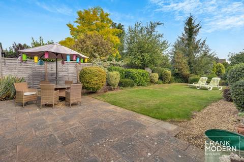 8 Foxcovert Road, Werrington, Peterborough, PE4 6RF