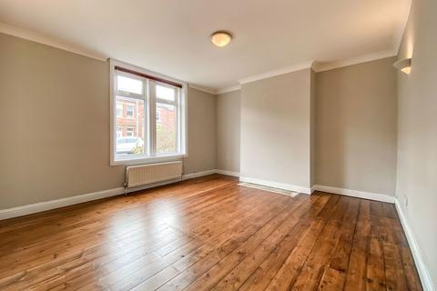 2 bedroom ground floor flat for sale - Olympia Gardens, Morpeth, Northumberland, NE61 1JQ