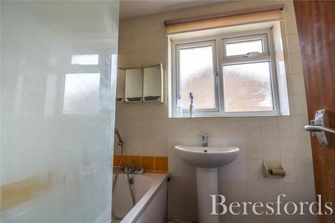 16 Kidder Road, Rayne, Braintree, CM77 6TN