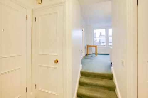 40b Derwentwater Road, Acton, London, W3 6DF