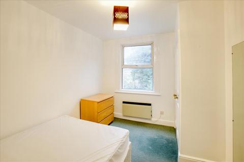 40b Derwentwater Road, Acton, London, W3 6DF
