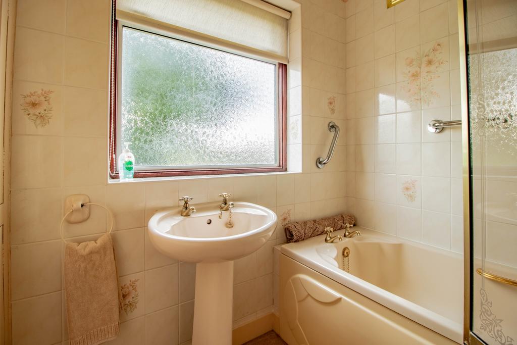47 briar gate-24