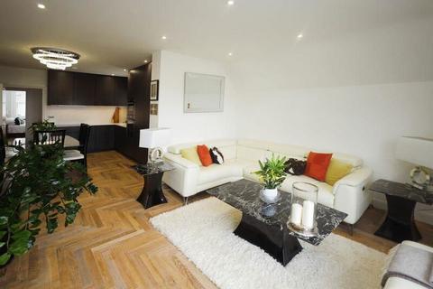 Flat 3, 1 Bryanstone Road, Bournemouth, BH3 7JE