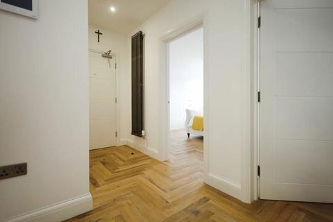 Flat 3, 1 Bryanstone Road, Bournemouth, BH3 7JE