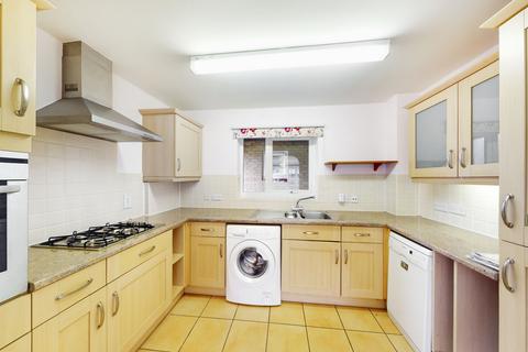 2 bedroom apartment for sale - Patrons Way East, Denham Garden Village, Denham, Buckinghamshire, UB9