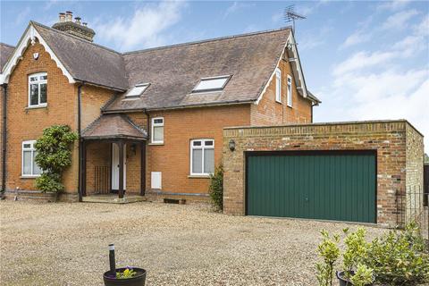 4 bedroom semi-detached house for sale, Danesbury Cottages, Danesbury Park Road, Welwyn, AL6