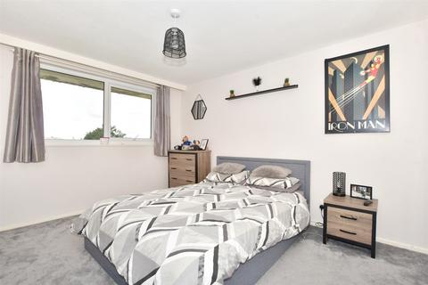 2 bedroom flat for sale - Wendover Road, Chidham Park, Havant, Hampshire