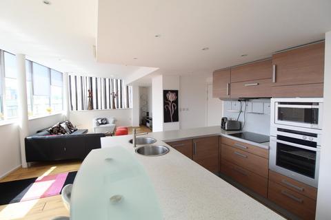 2 bedroom flat to rent, Trinity One, East Street, Leeds, West Yorkshire, LS9