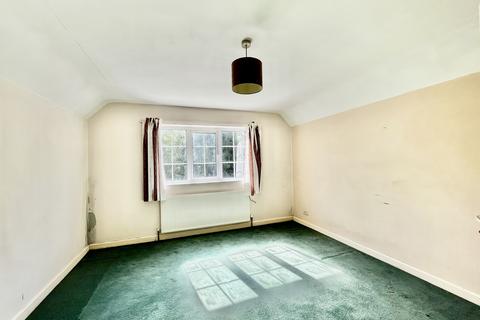 11 Bittles Green, Motcombe, Shaftesbury, SP7 9NX