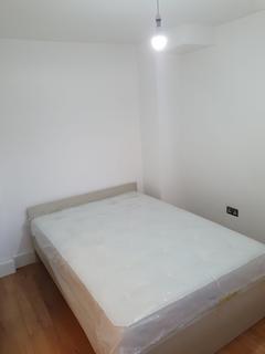 1 bedroom in a flat share to rent - Seyssel Street, Isle of Dogs, E14