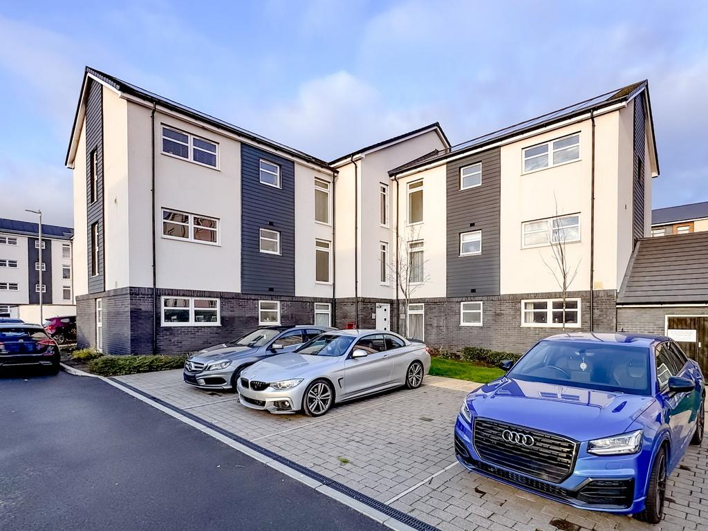 Brick Hill Way Patchway Bristol 2 Bed Apartment 1 400 Pcm 323 Pw brick-hill-way-patchway-bristol-2-bed-apartment-1-400-pcm-323-pw
