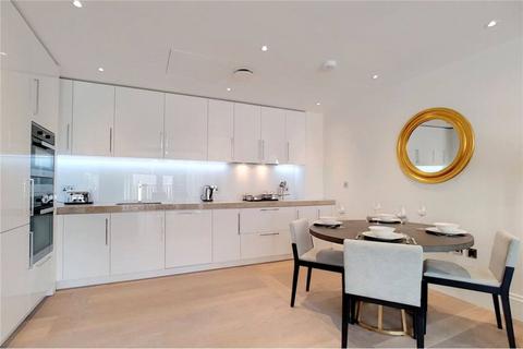 2 bedroom apartment to rent, Strand, London, WC2R