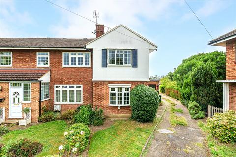 4 Garson Close, Esher, KT10 8LW