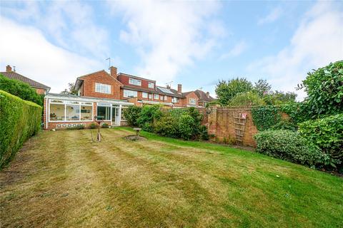 4 Garson Close, Esher, KT10 8LW