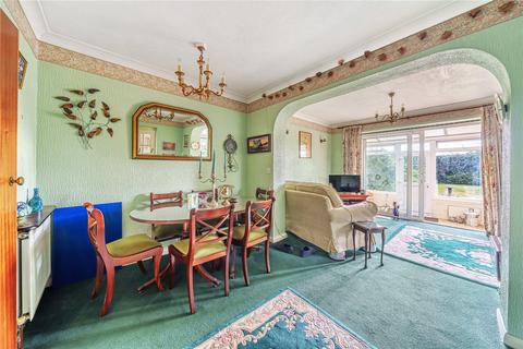 4 Garson Close, Esher, KT10 8LW