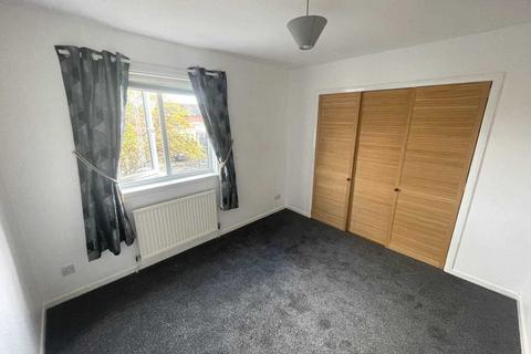 1 bedroom villa to rent, Fleet Avenue, Renfrew